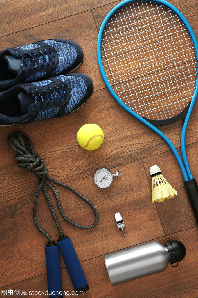 运动器材与鞋类 相辅相成的健身搭档