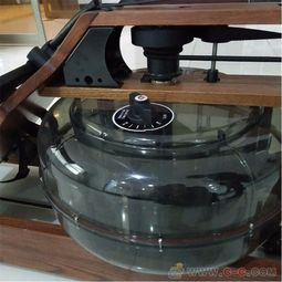 水阻划船器 模拟自然划船动作的理想有氧健身器材